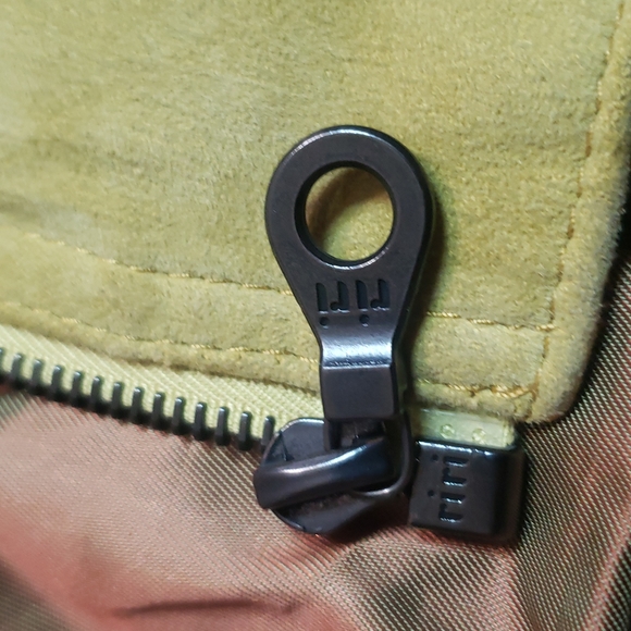 Leather jacket - Picture 6 of 7